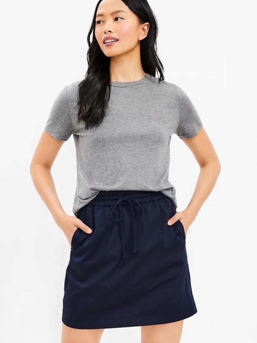 LOU & GRAY Navy Blue Supersoft Sateen Drawstring Elastic Waist Pocket Skirt